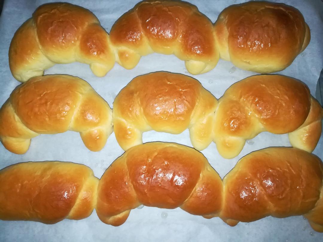 软到不知所措的牛奶卷