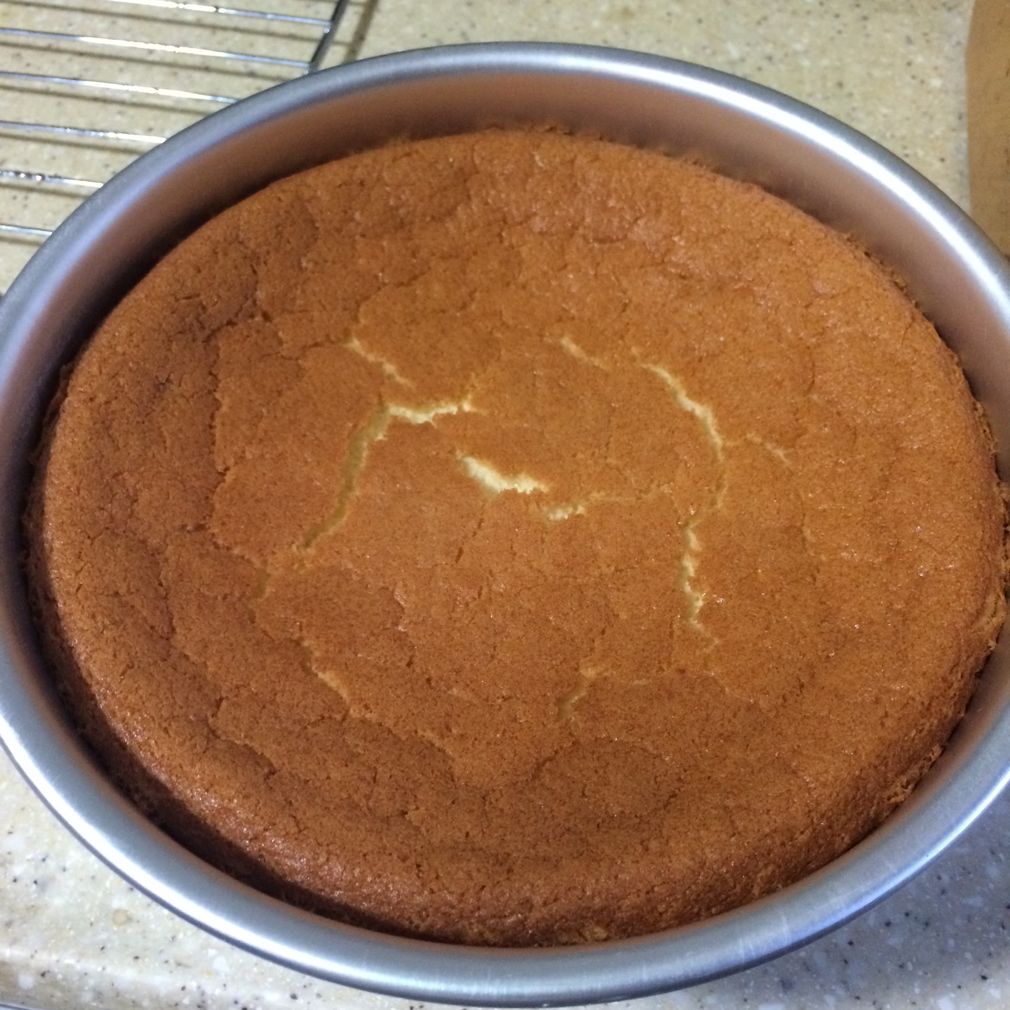 烤箱做蛋糕（戚风蛋糕的做法）