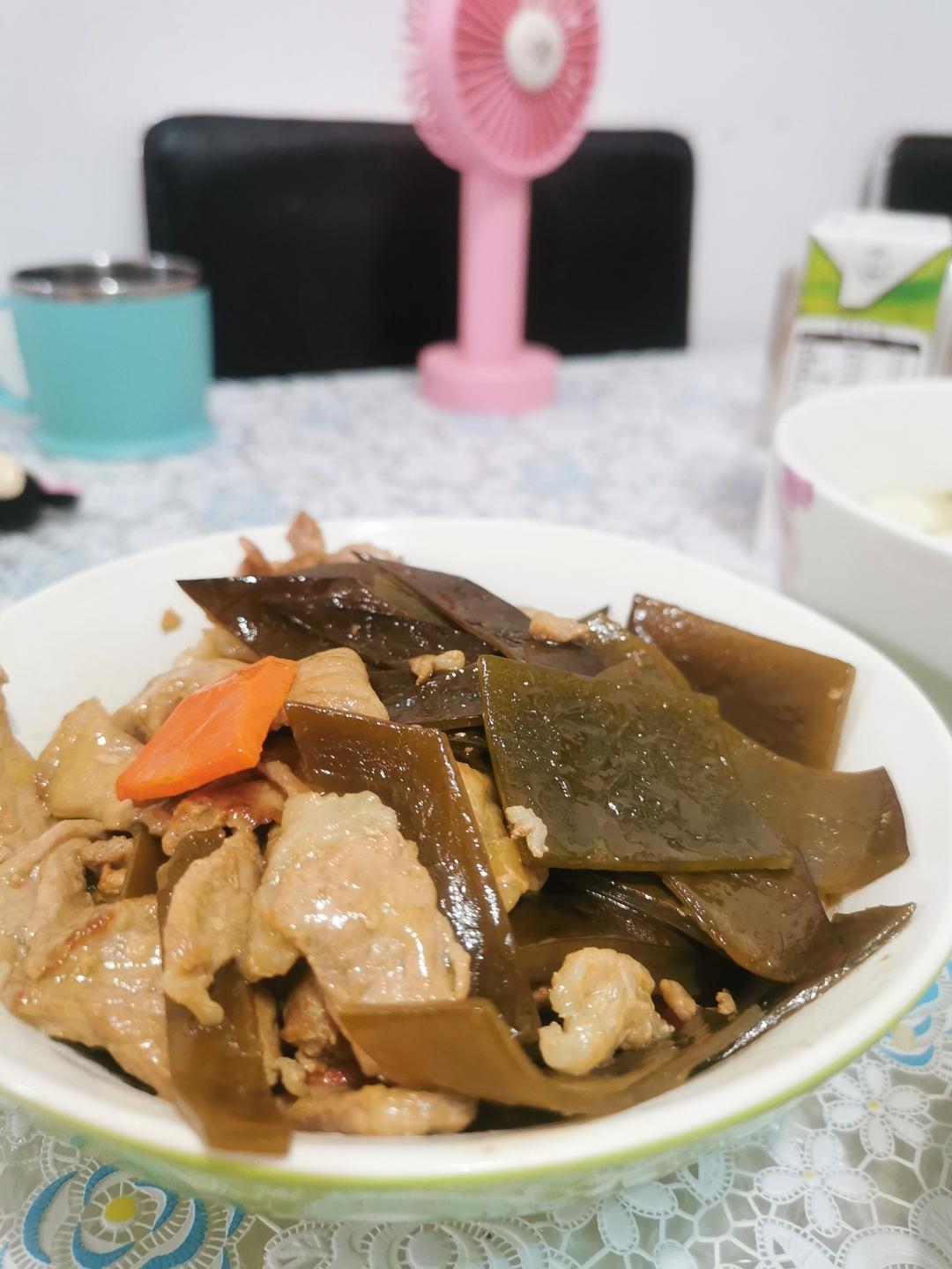 海带炖肉（软烂易消化）
