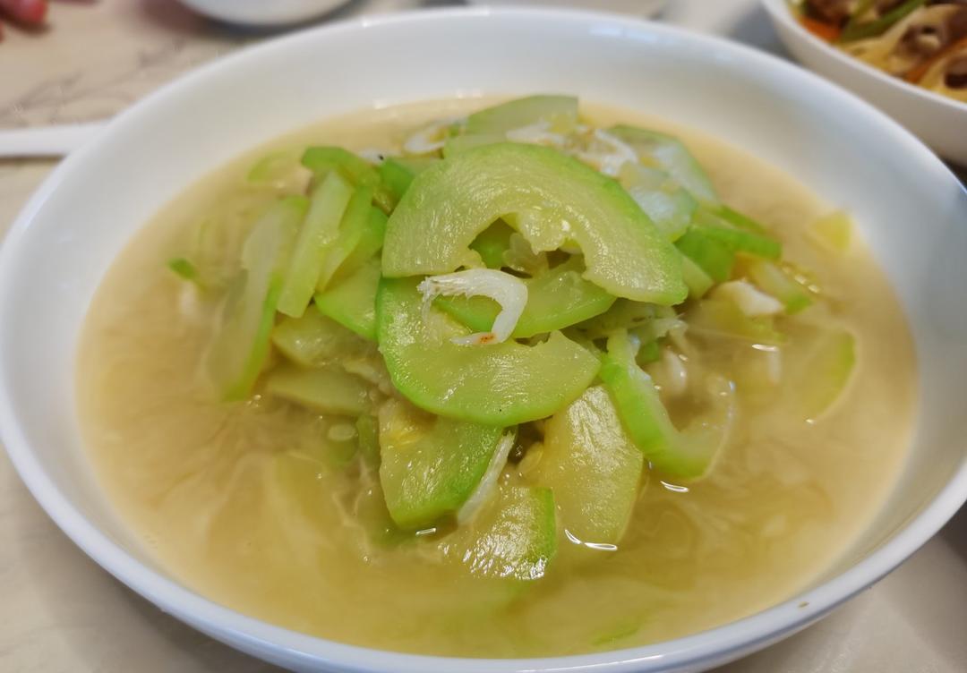 虾皮清炒西葫芦