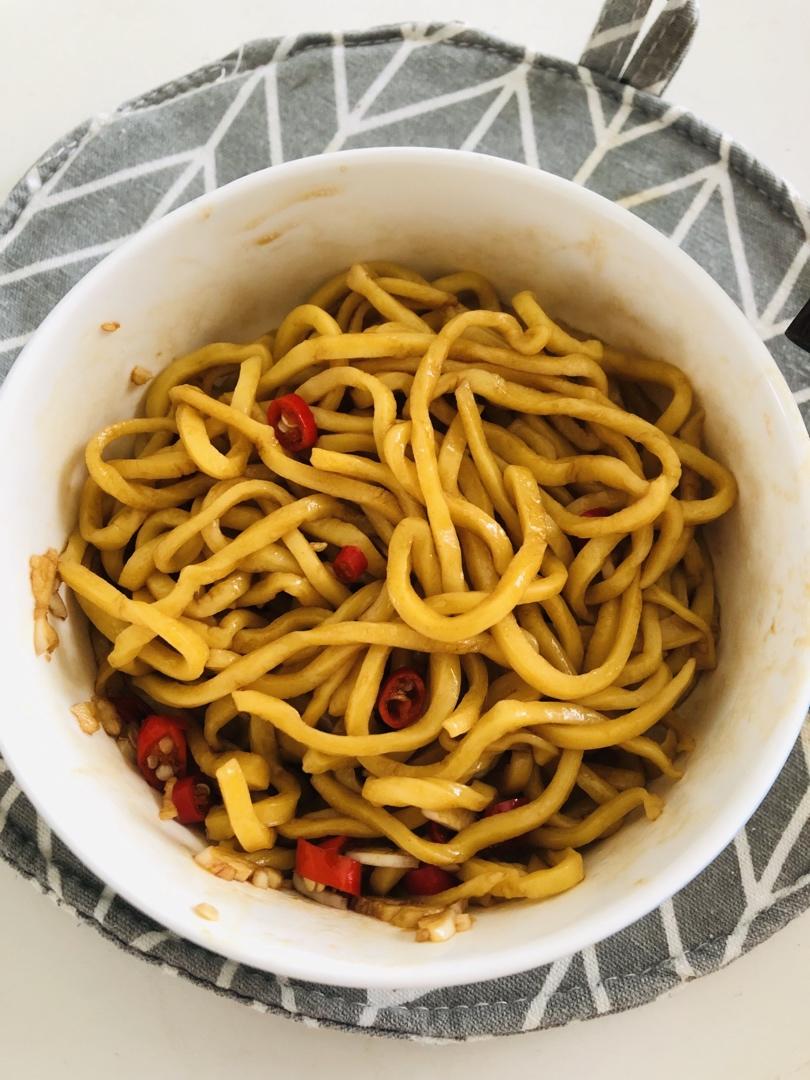 蛋奶起司做的长沙拌面