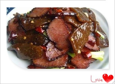 家常菜之辣椒炒熏肉