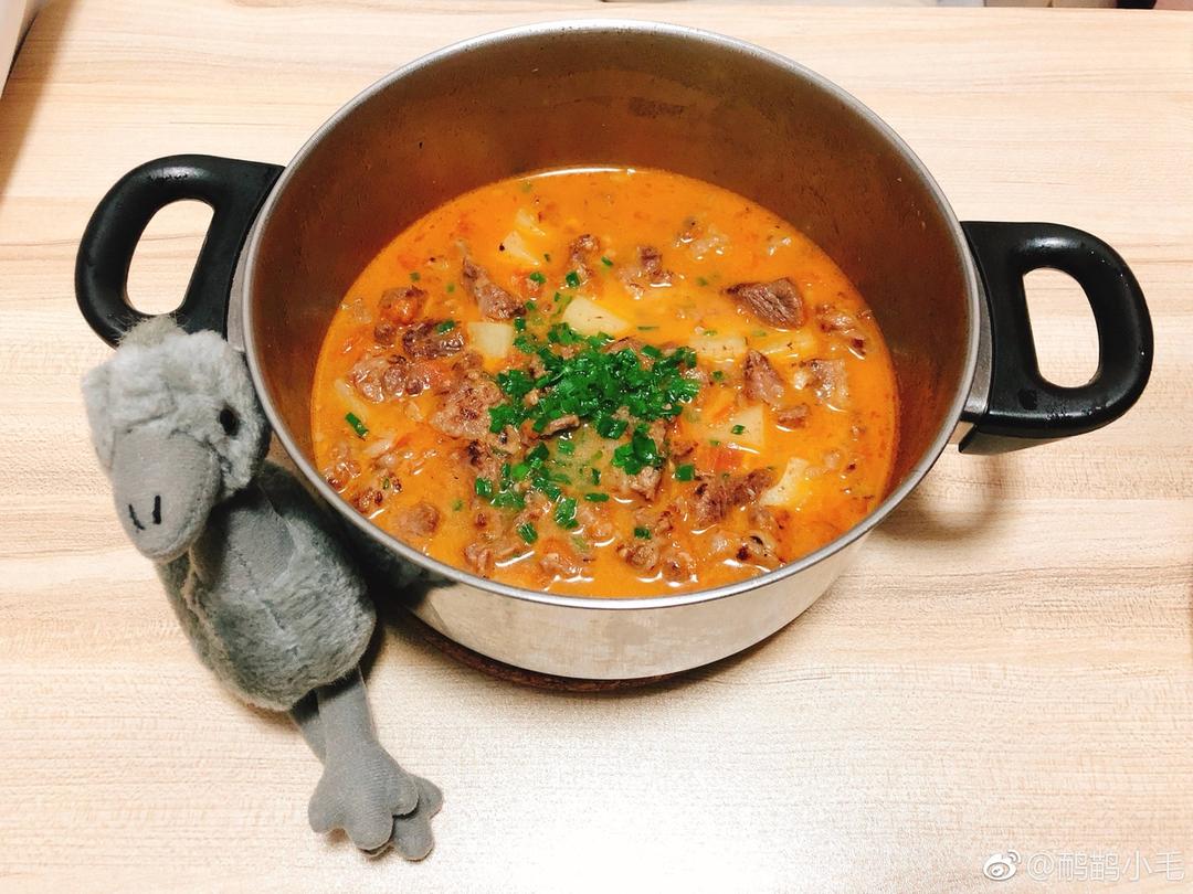 【番茄土豆炖牛腩】
