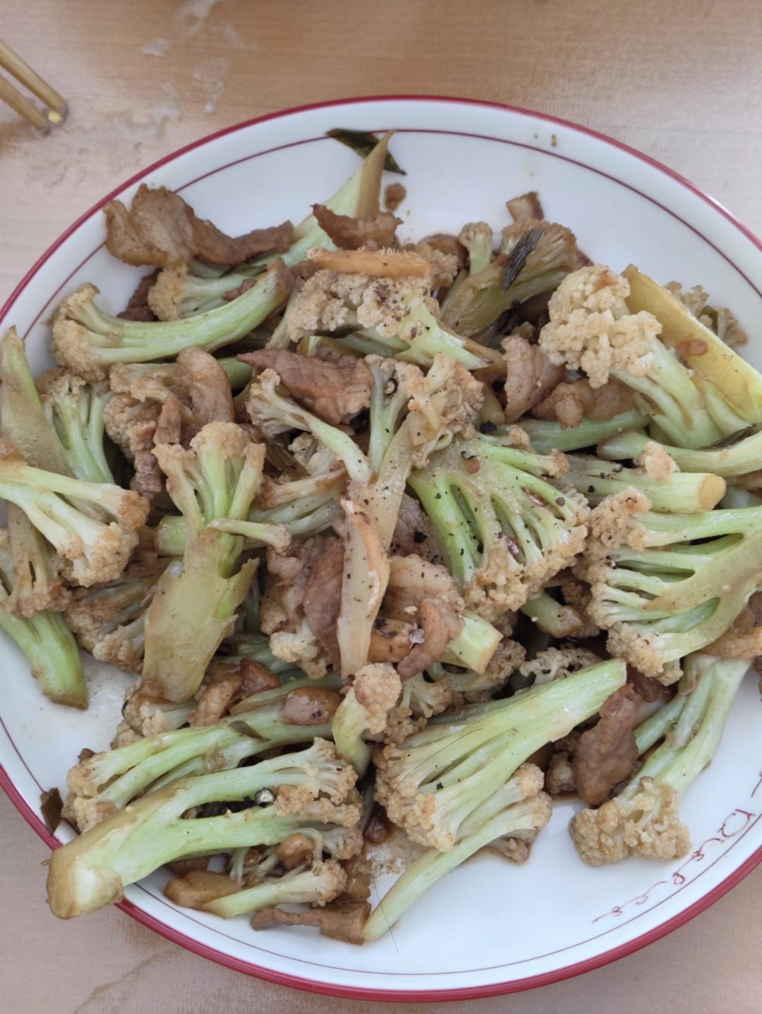 干煸菜花（花菜炒肉）