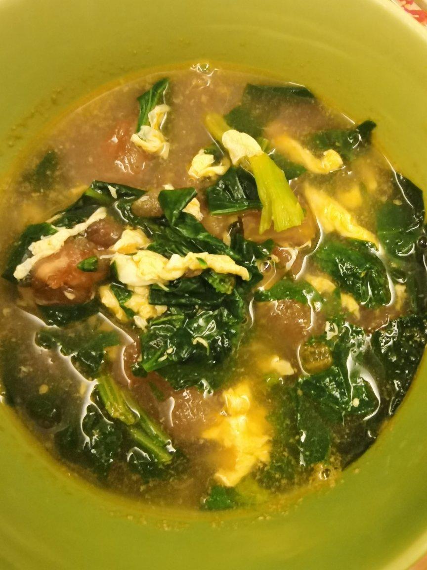 番茄菠菜鸡蛋汤