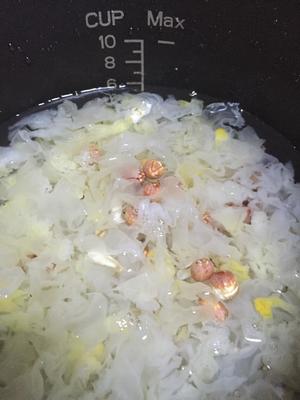 银耳莲子百合薏米苟杞汤－电压力锅版的做法 步骤5