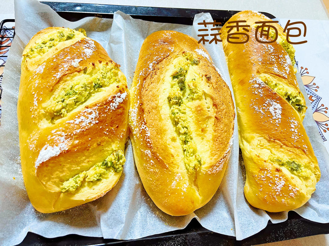 超软的蒜蓉面包&蒜香面包