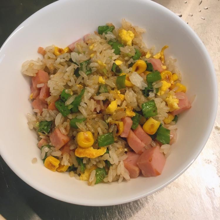 酸豆角炒饭