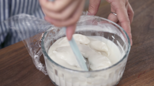 咸蛋黄冰淇淋冰皮月饼【曼食慢语】的做法 步骤18