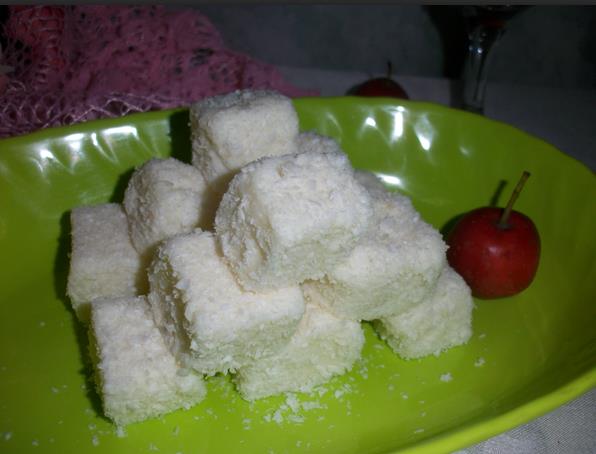 椰丝牛奶小方糕