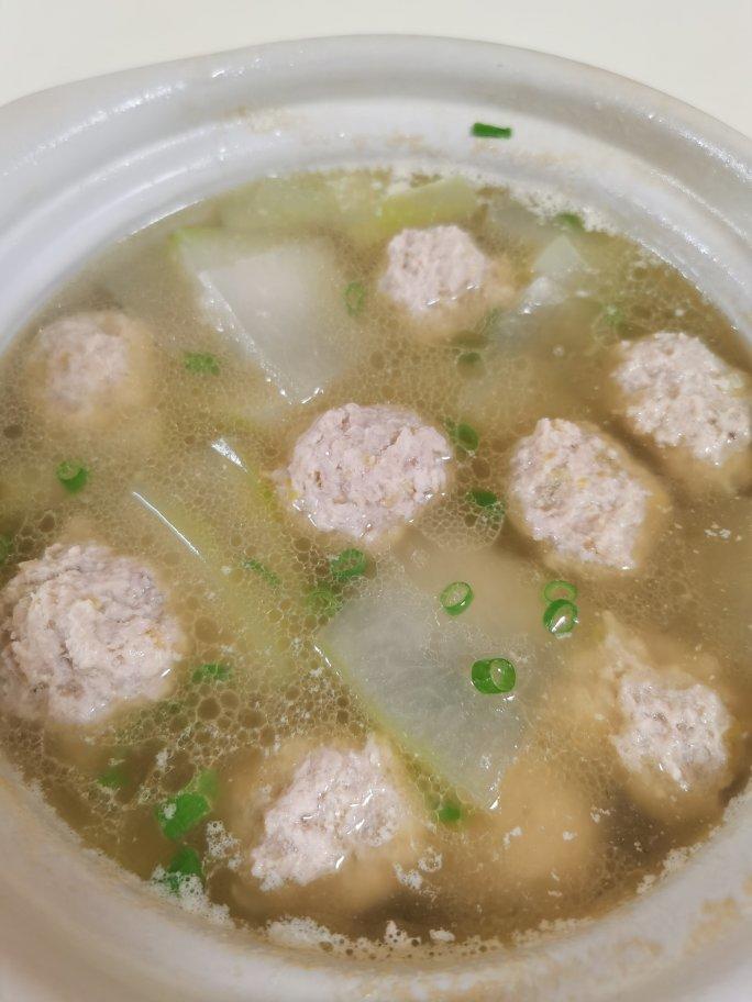 冬瓜汆丸子汤