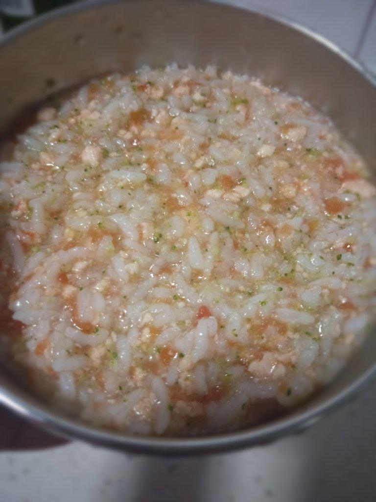 #新手妈妈# 三文鱼番茄饭-宝宝辅食10个月+