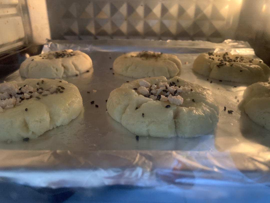 轻轻一按就碎掉的原味桃酥（不输猪油版）