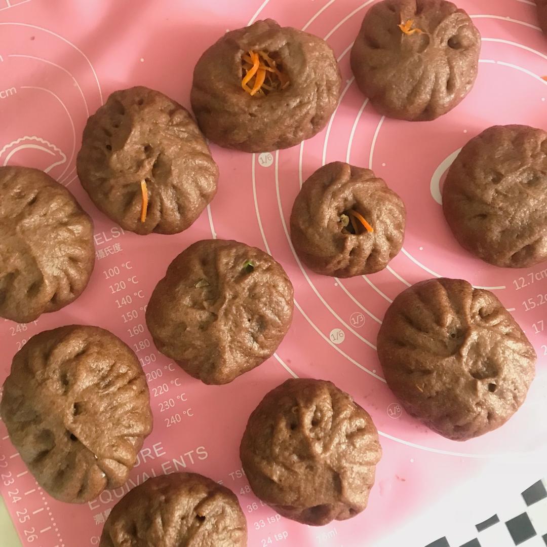 胡萝卜木耳鸡蛋素包子