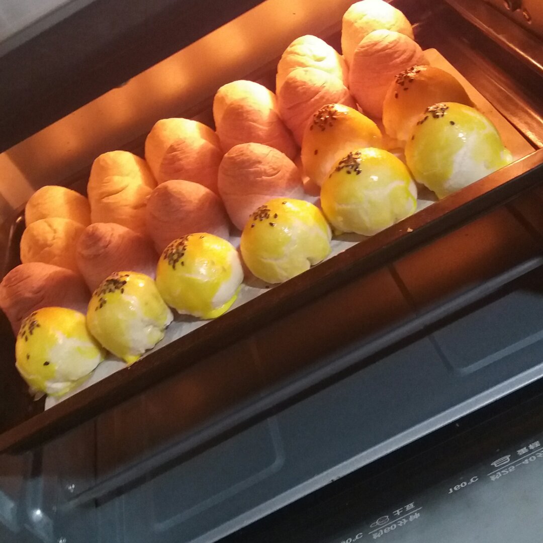 蛋黄酥~紫薯、抹茶、原味~花好月圆，中秋快乐~内附一次做六色蛋黄酥方法~
