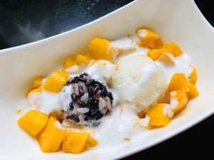 一道简单惊艳的甜品&芒果椰浆糯米球 净素食的做法 步骤10