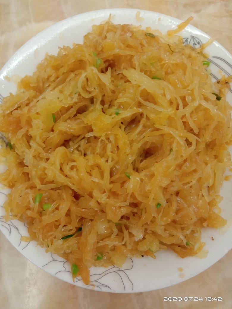 凉拌黄金瓜