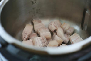 【营养月子餐】板栗海带烧肉—补碘食谱的做法 步骤3