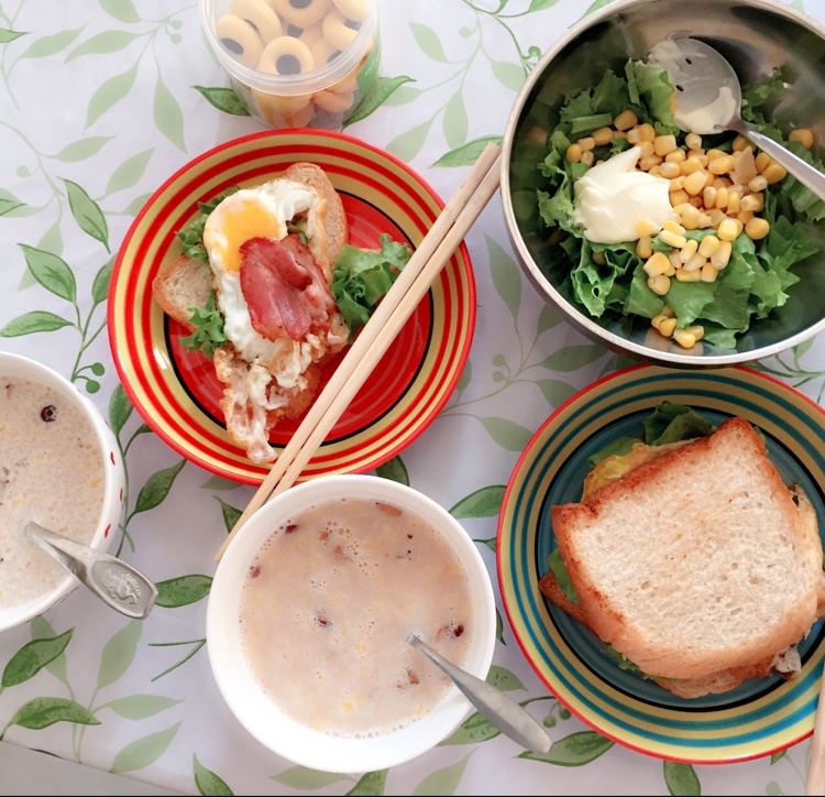 火腿芝士三明治