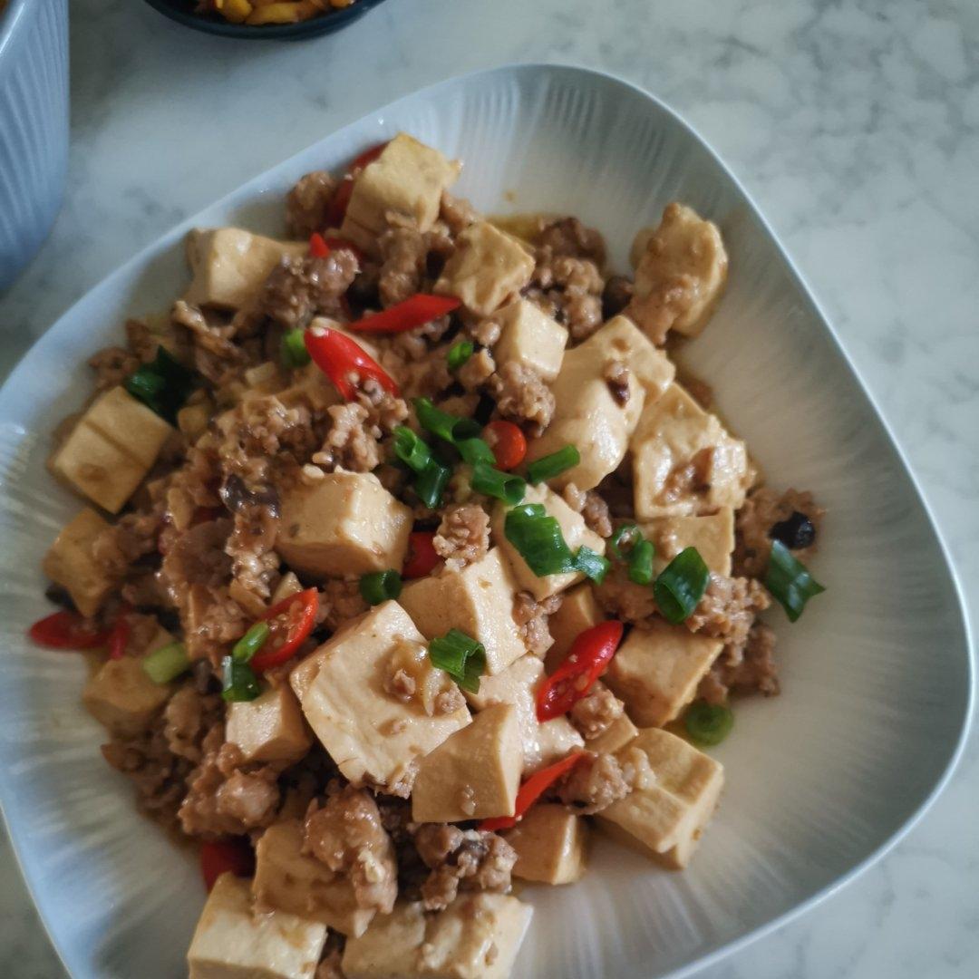 肉末嫩豆腐｜嫩滑口感爽口！这道快手菜超级下饭！！（减脂少油版）