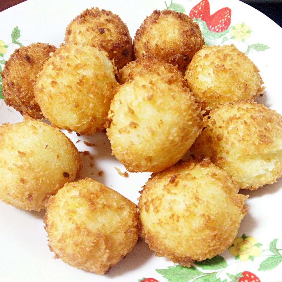 脆皮土豆芝士球