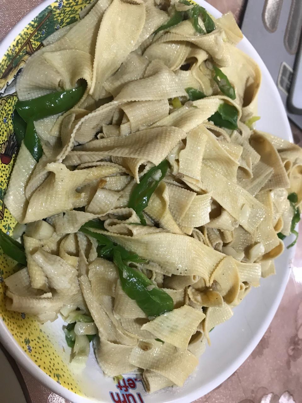 尖椒炒干豆腐