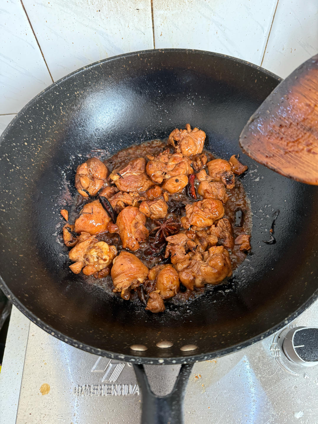辣妹美食｜第二十六集 ㊙️香菇鸡腿焖饭🍗