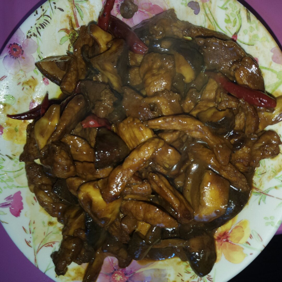 香菇炒肉，超级下饭哦