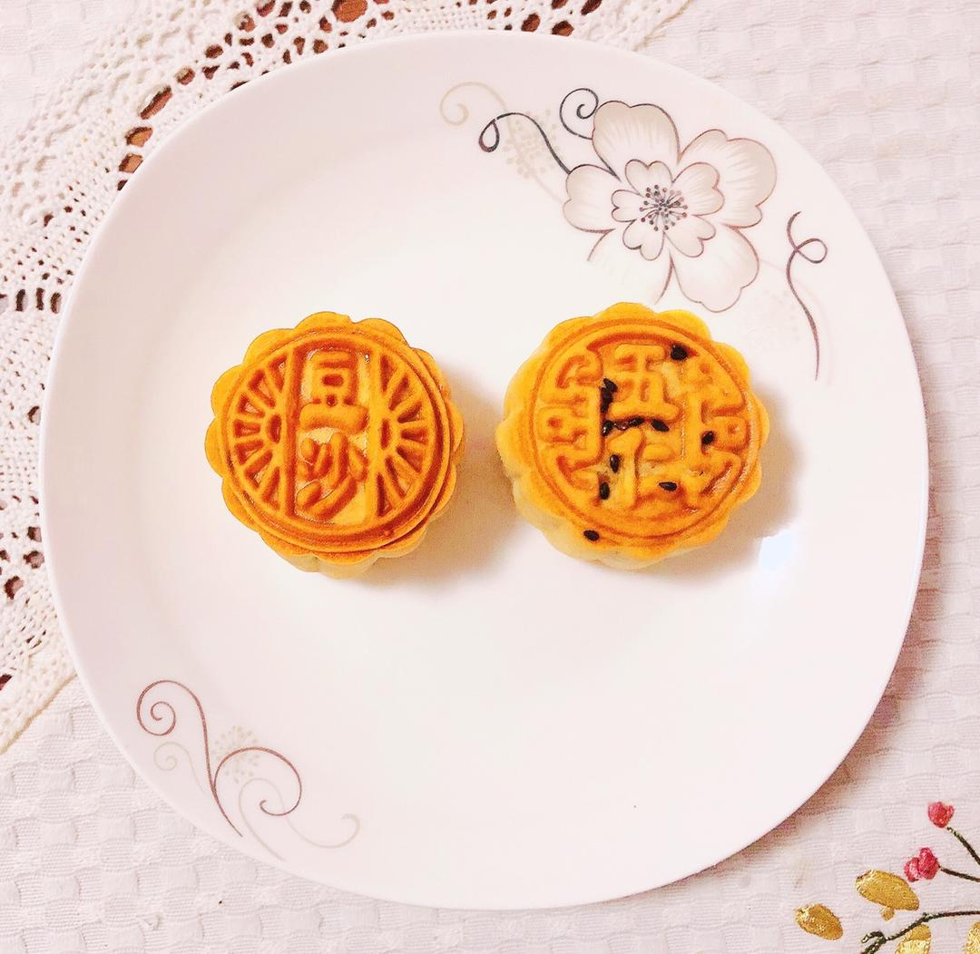 广式豆沙月饼（75克、50克、各种规格都有）