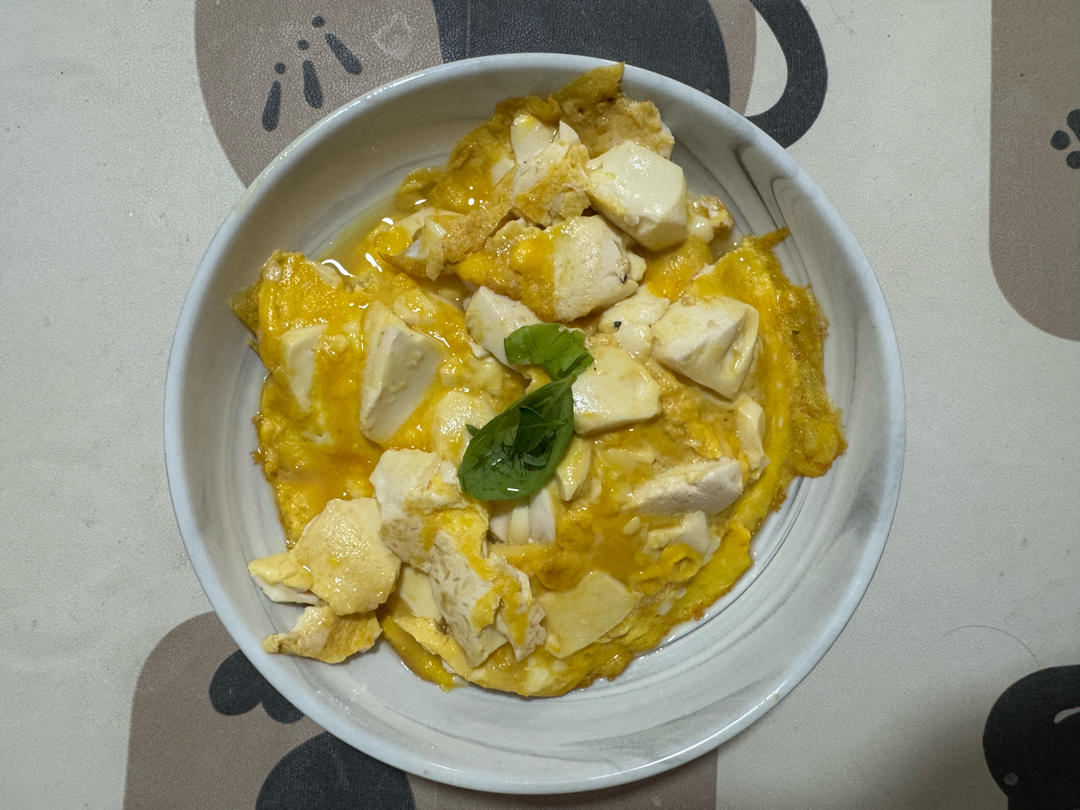 鸡蛋抱内脂豆腐