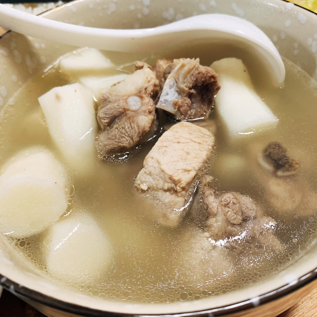 西瓜瓜做的山药排骨汤