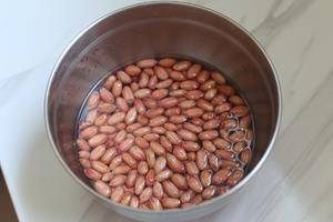 凉拌五香花生豆的做法 步骤1