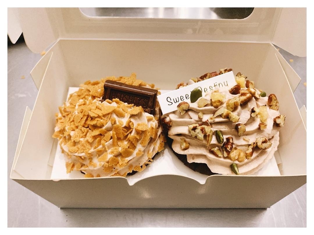 布朗尼杯子蛋糕