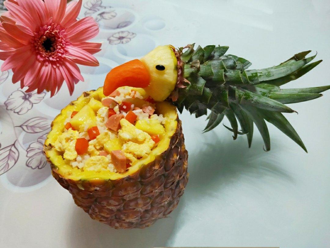 手机用户8992_o6jg做的水果拼盘-鹦鹉菠萝凤梨