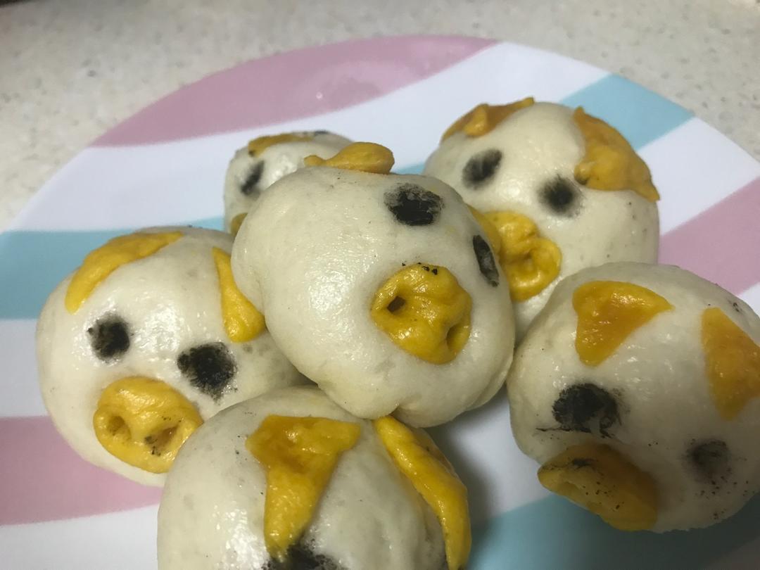 可爱的小猪豆沙包