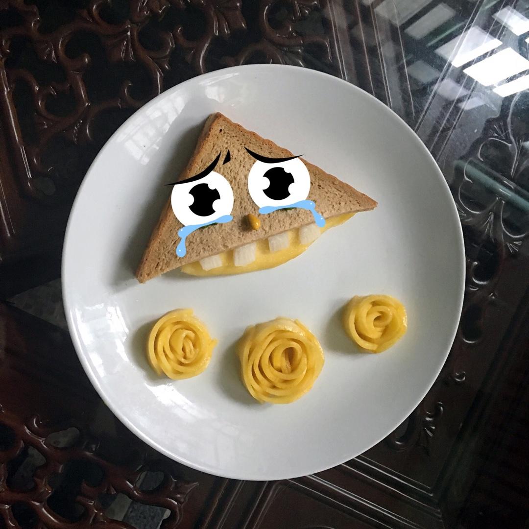 会吐舌头的大牙怪三明治