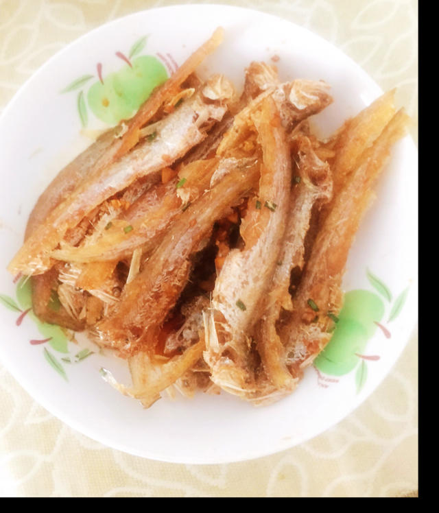 酥炸凤尾鱼