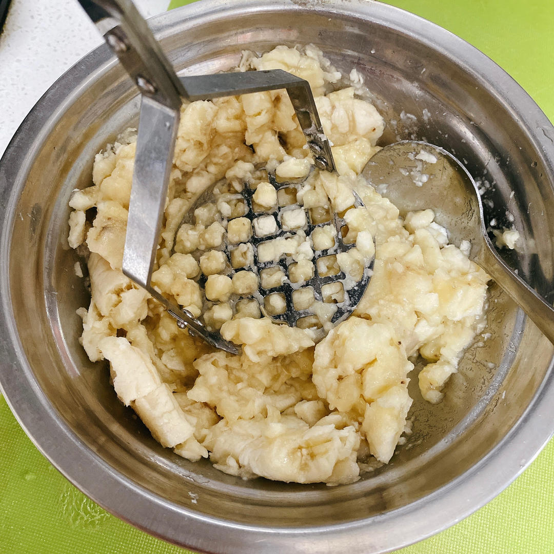 香蕉核桃蛋糕（低油少糖健康版）