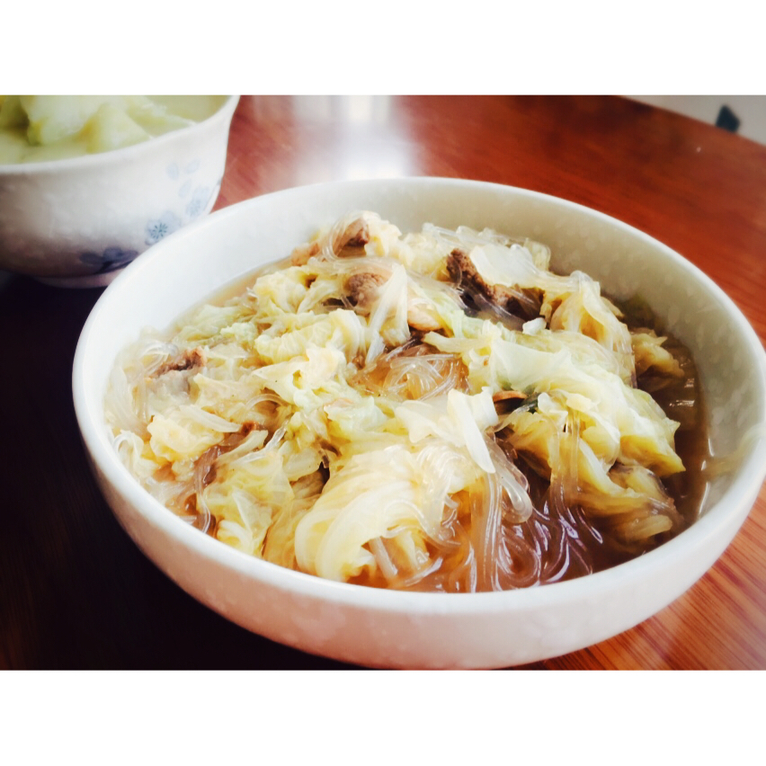 猪肉白菜炖粉条