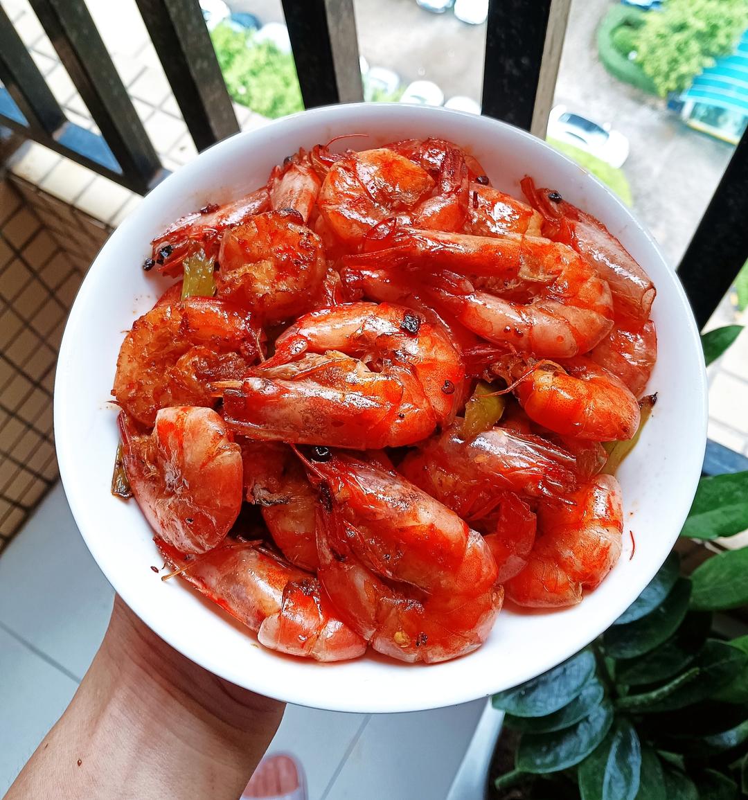 “油焖大虾”鲜香入味.好吃到舔手指‼️