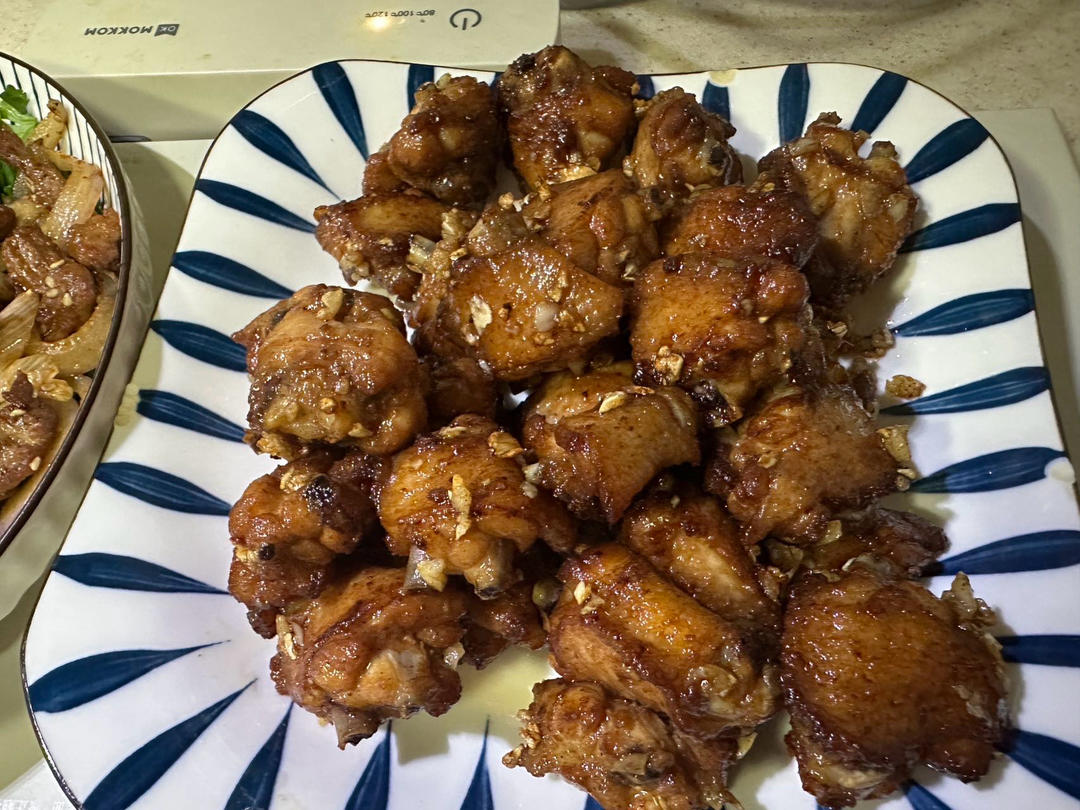 蒜香鸡翅｜孩子们的最爱