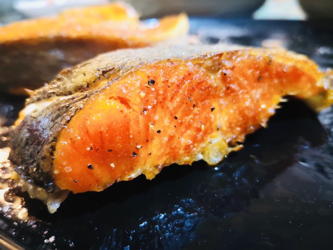 煎三文鱼