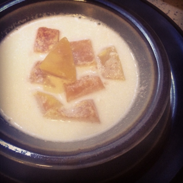 鲜奶炖木瓜