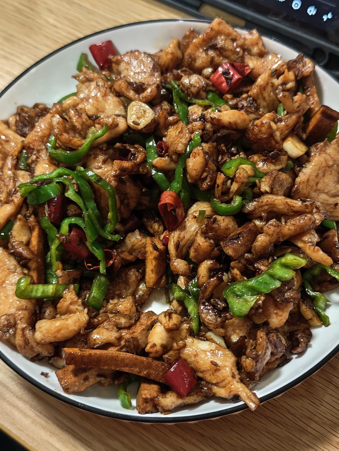 “孜然鸡胸肉”老公最爱荤菜，夹馍或配饭都超香！