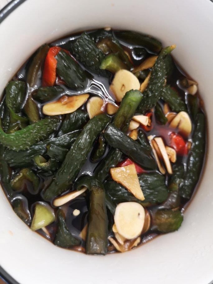 好吃的腌黄瓜（咸菜）