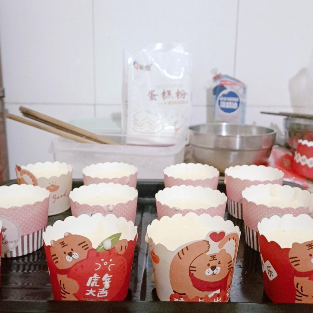 纸杯蛋糕 8寸戚风蛋糕的量