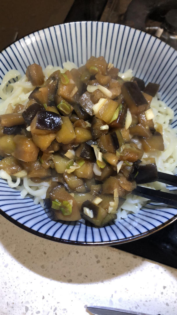 从小吃到大的茄子汆儿面