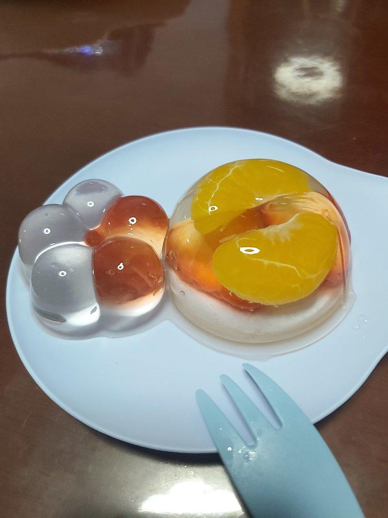 眼睛里的湖水520做的水果果冻牛奶布丁白凉粉版