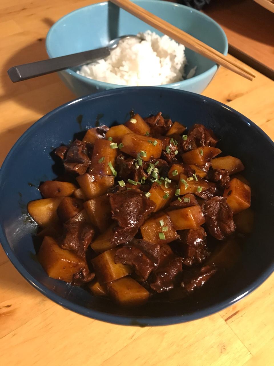 土豆炖牛肉