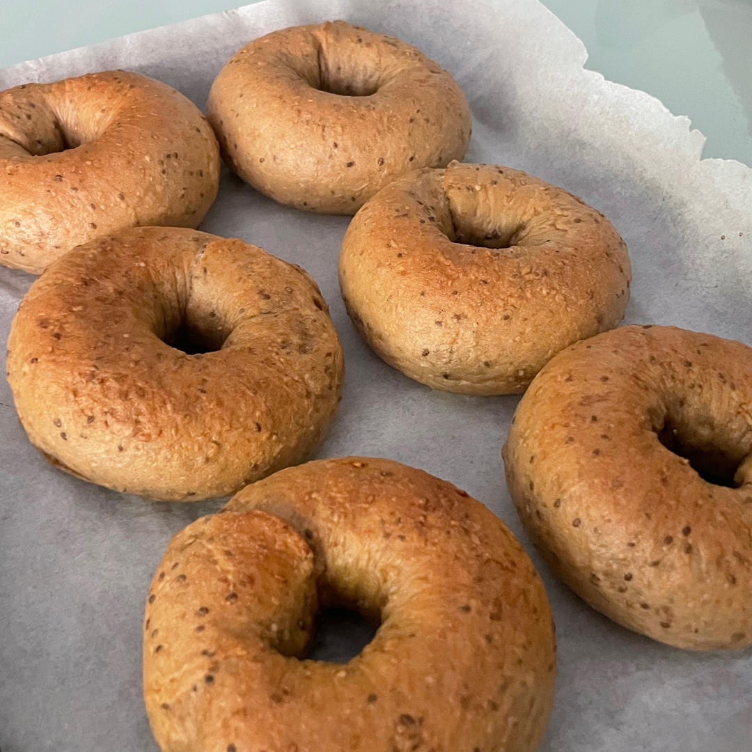 咖啡奇亚籽贝果